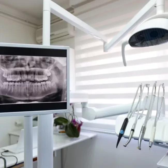 Servicio de radiología oral digital de Clínica Dental Isabel Cuesta en Siero